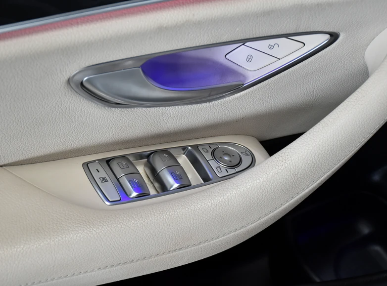 Mercedes-Benz E 350 AMG PKG* * DIGITAL* * AMBIENT, снимка 13 - Автомобили и джипове - 53466912