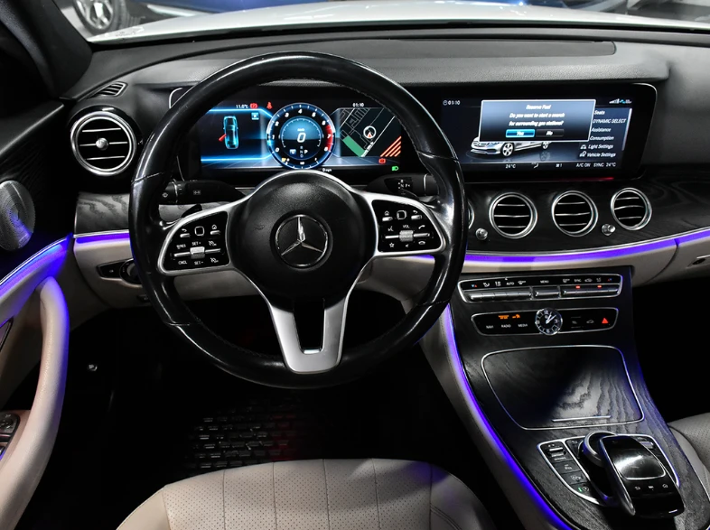 Mercedes-Benz E 350 AMG PKG* * DIGITAL* * AMBIENT, снимка 8 - Автомобили и джипове - 53466912