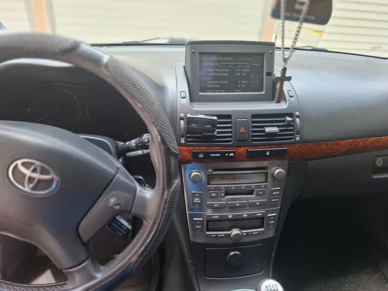 Toyota Avensis, снимка 7 - Автомобили и джипове - 55977587