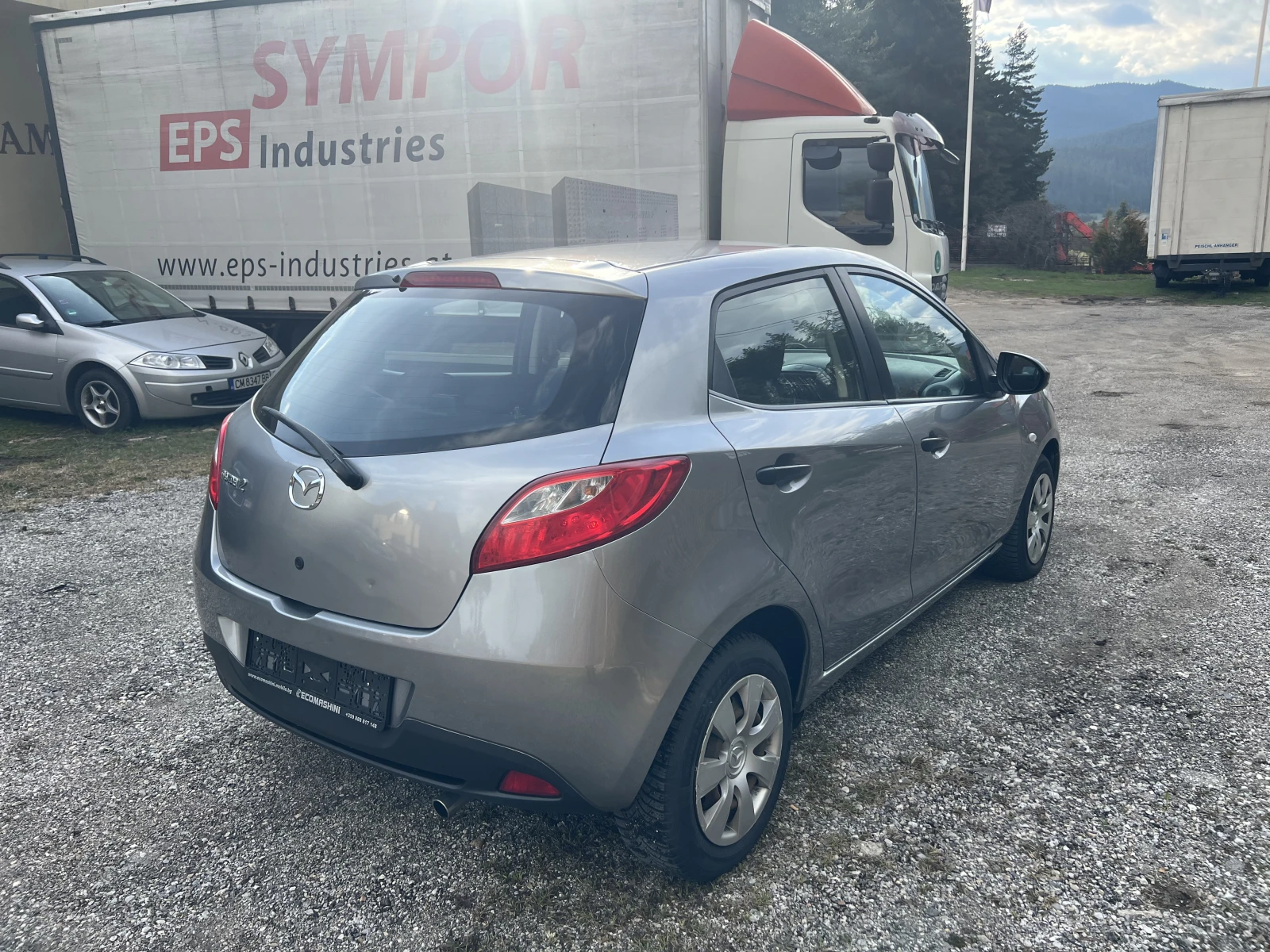 Mazda 2 1.3I* , Клима, Нов Внос, ,  - изображение 5