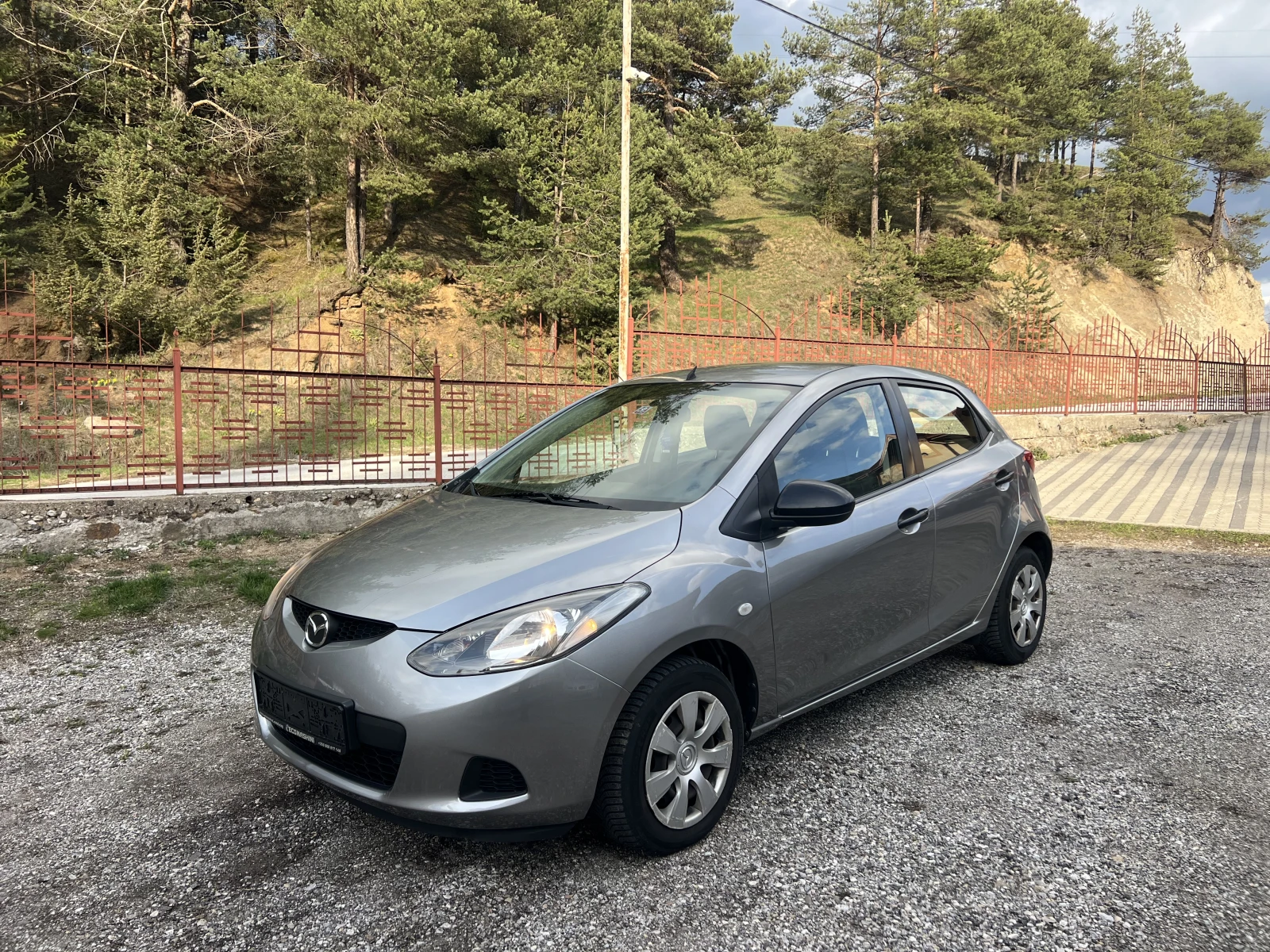 Mazda 2 1.3I* , Клима, Нов Внос, ,  - изображение 2