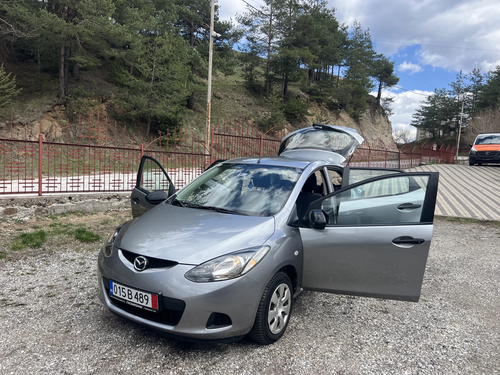 Mazda 2 1.3I* , Клима, Нов Внос, ,  - изображение 7