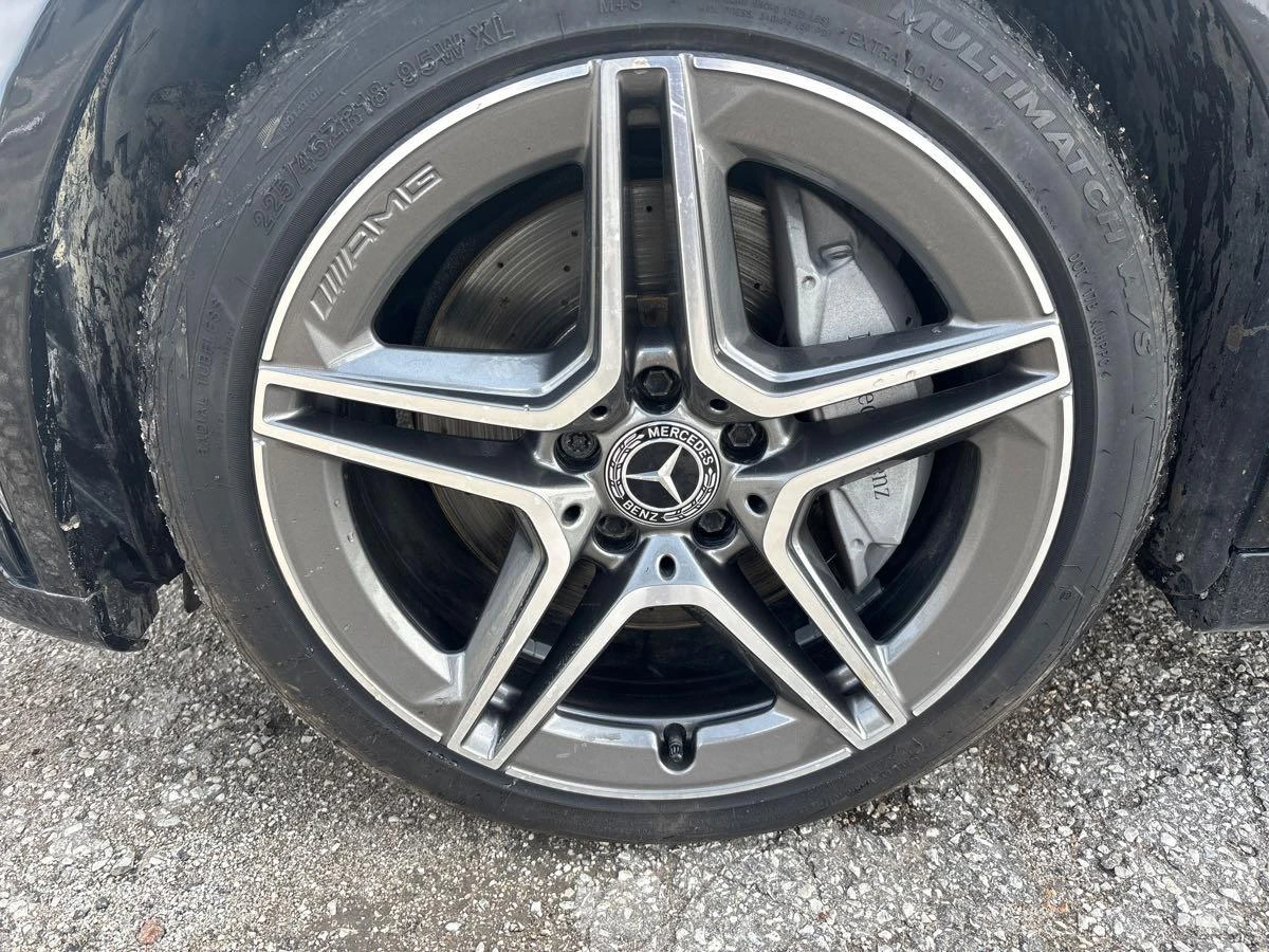 Mercedes-Benz C 300 * CARFAX* АВТОФИНАНСИРАНЕ* БЕЗ ПЪРВОНАЧАЛНА ВНОСКА - изображение 8