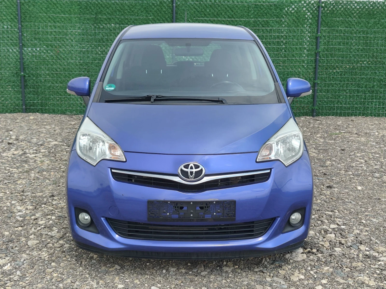 Toyota Verso S 1.4 d4d 6 speed EVRO 5 - изображение 9
