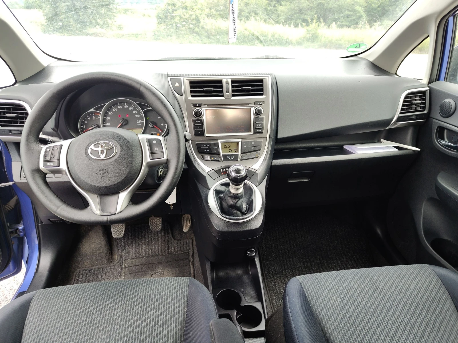 Toyota Verso S 1.4 d4d 6 speed EVRO 5 | Mobile.bg � ����������� 9