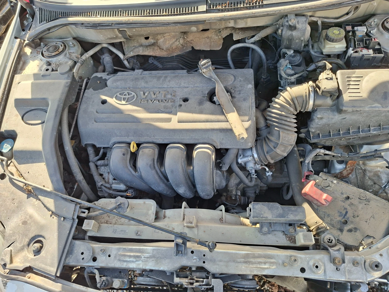 Toyota Avensis 1.8бензин на части - изображение 4