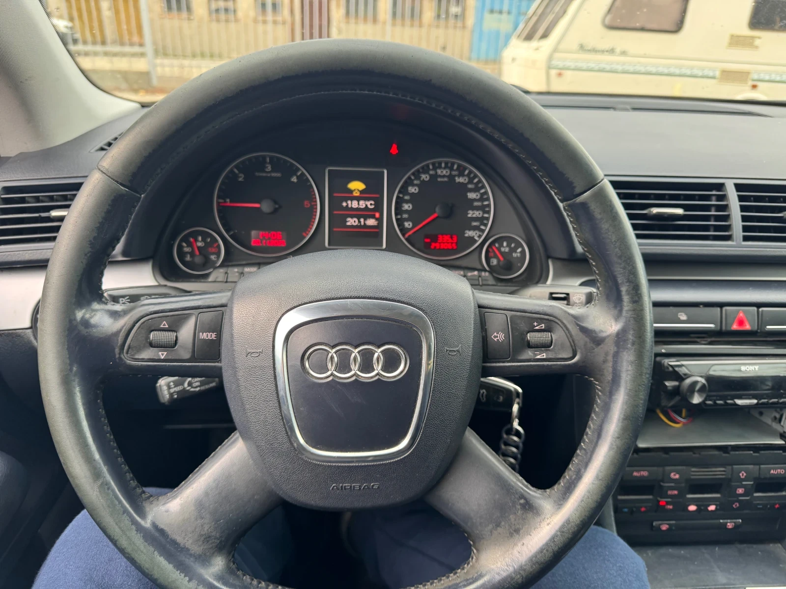 Audi A4 2.0TDI 8v Xenon | Mobile.bg   12