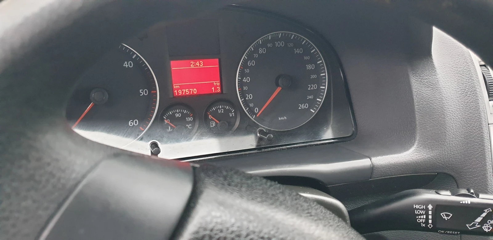 VW Touran 1.9TDI/90кс./FA - изображение 7