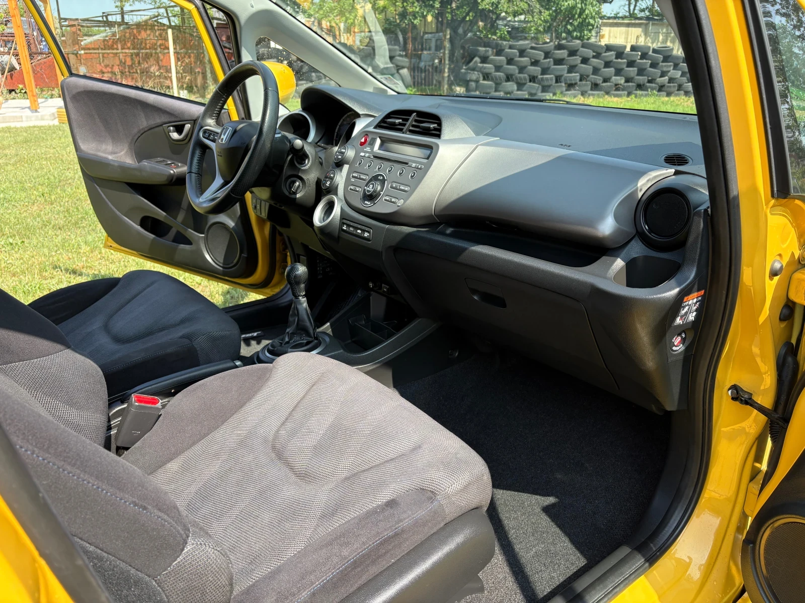 Honda Jazz  - изображение 8