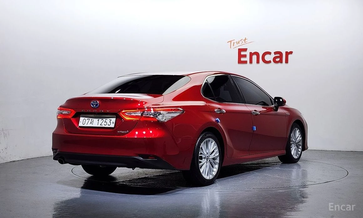 Toyota Camry  - изображение 2