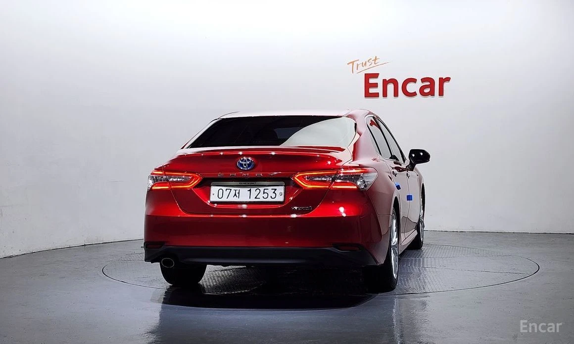 Toyota Camry  - изображение 4