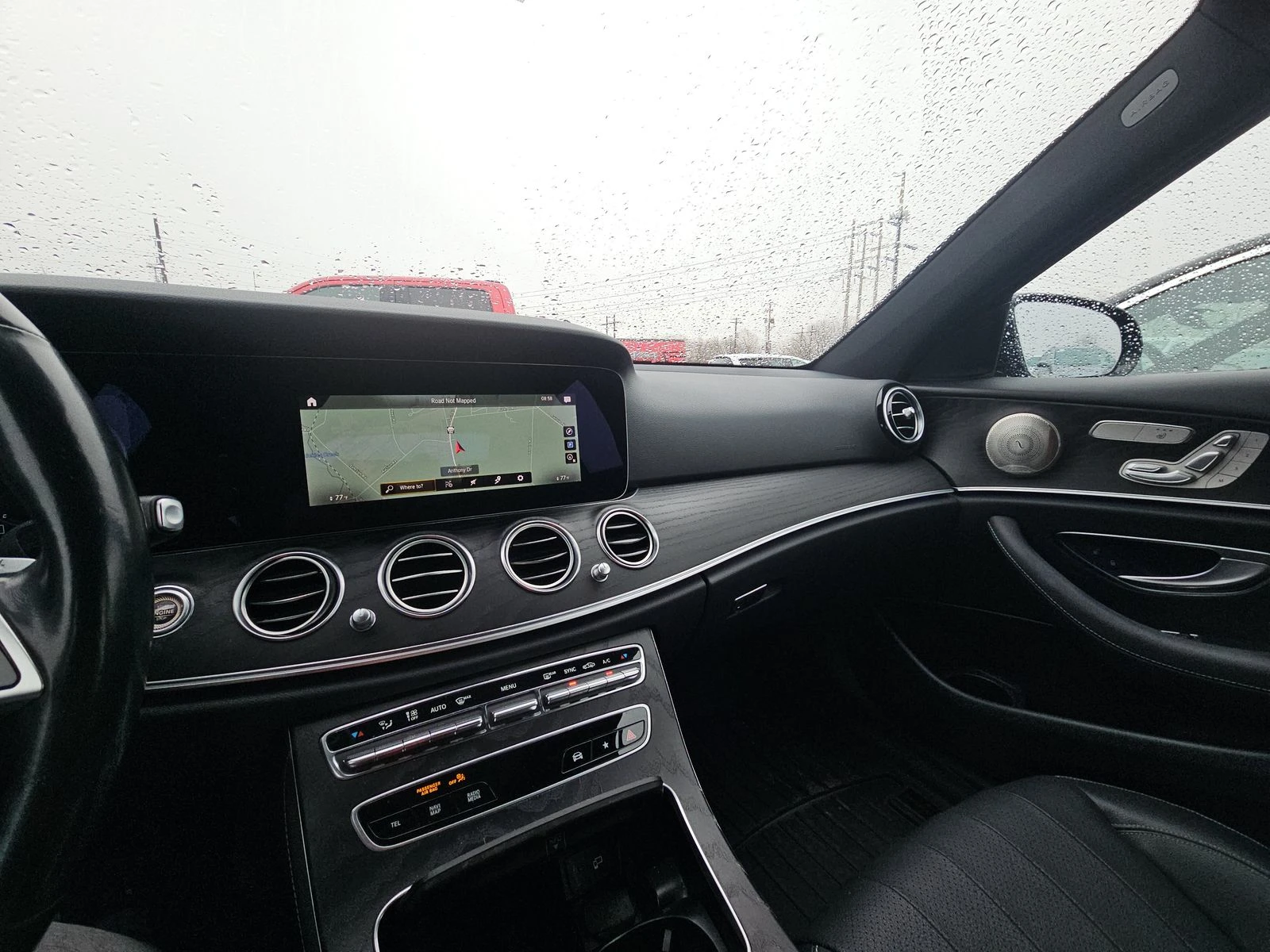 Mercedes-Benz E 350, снимка 12 - Автомобили и джипове - 53736929