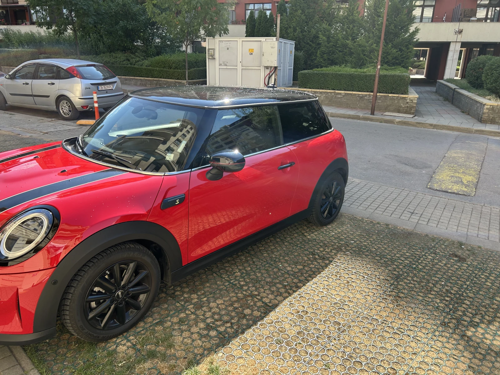 Mini Cooper s JCW, снимка 3 - Автомобили и джипове - 53738211