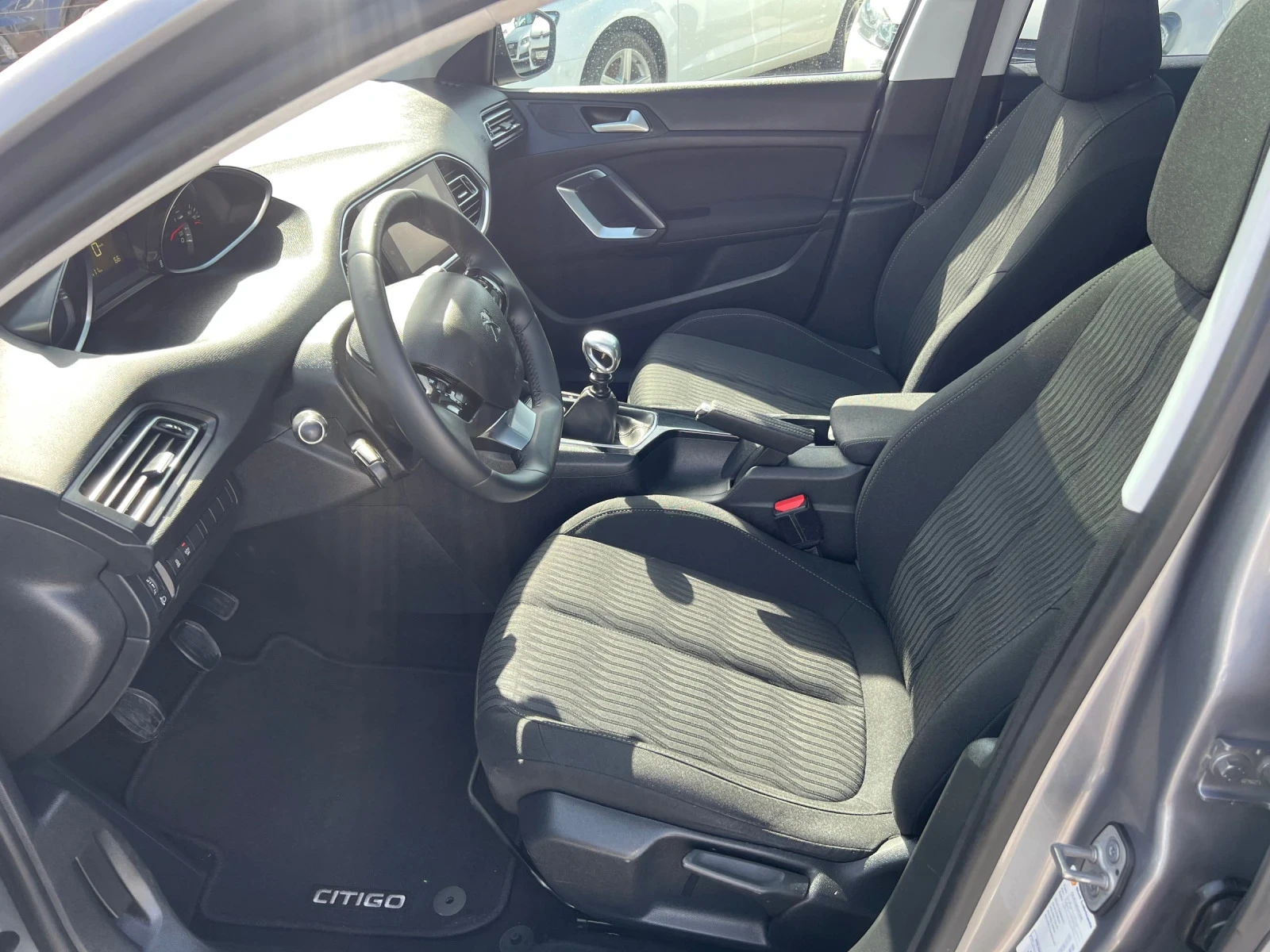 Peugeot 308 2017, снимка 3 - Автомобили и джипове - 53923812