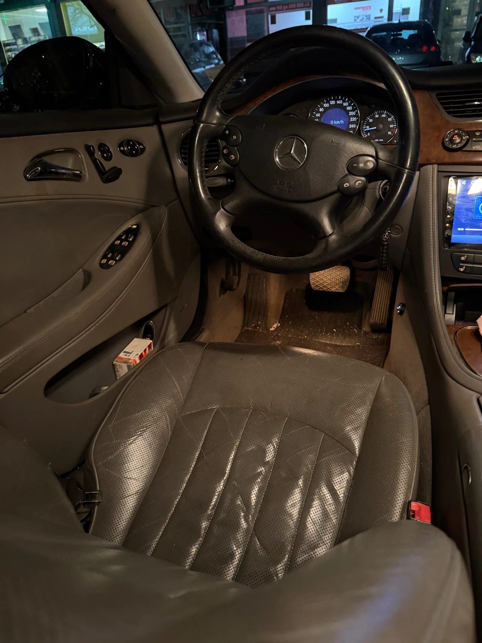 Mercedes-Benz CLS 350, снимка 11 - Автомобили и джипове - 54240348