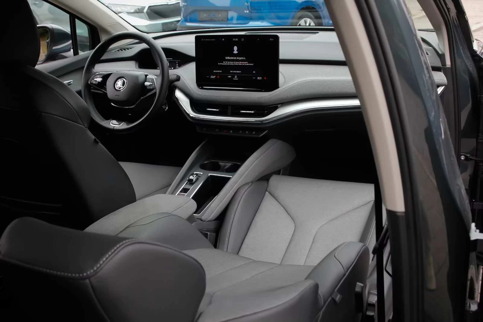 Skoda Enyaq IV60 SOH 91% ТОП СЪСТОЯНИЕ , снимка 11 - Автомобили и джипове - 54577213