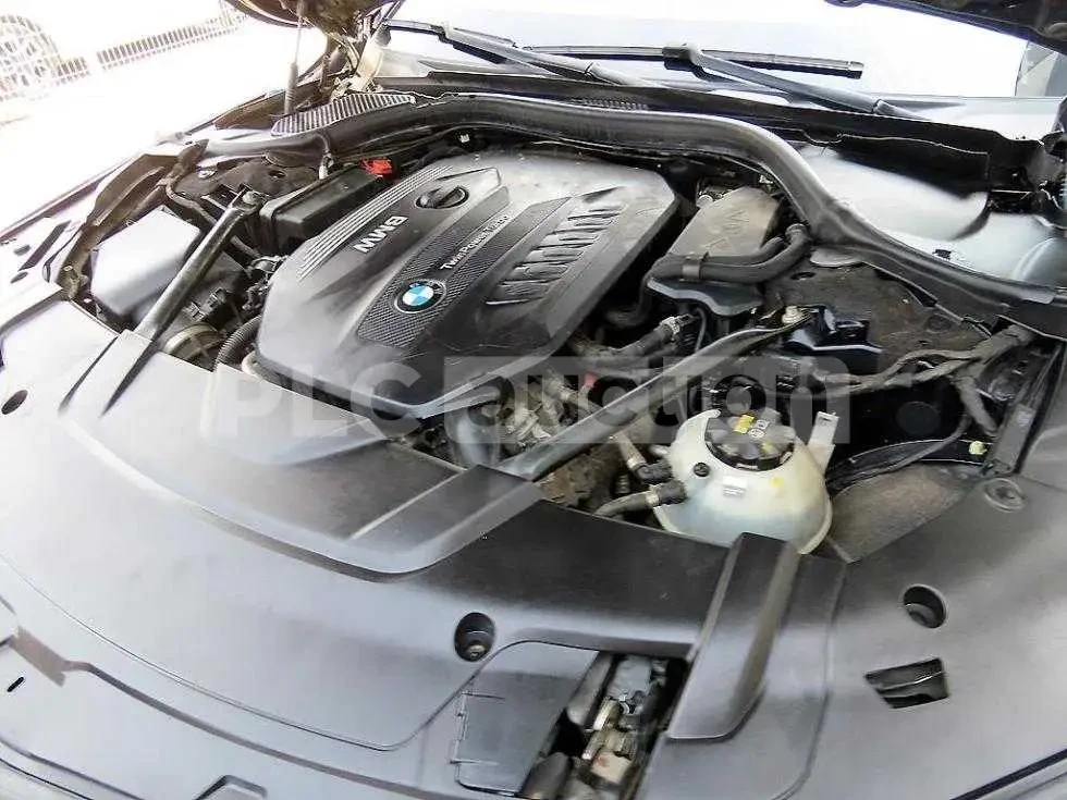 BMW 740 d xDrive| PANO| 360КАМЕРА| ВКЛ.ТЕХНОТЕСТ, снимка 17 - Автомобили и джипове - 54621793