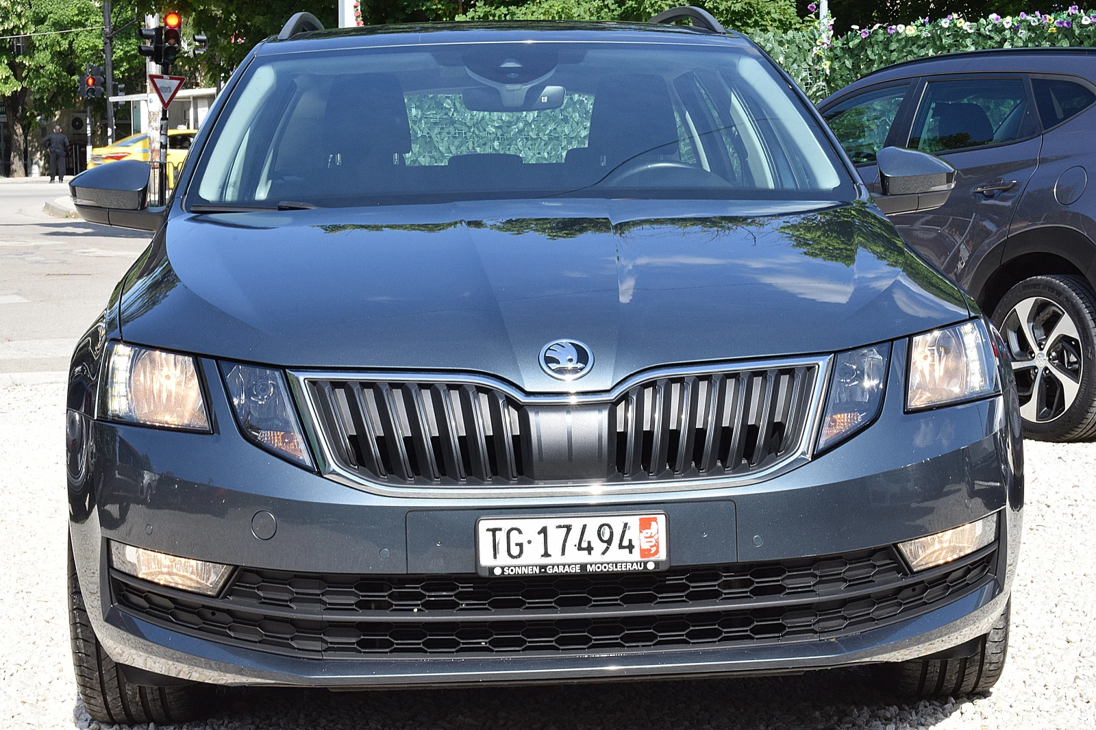 Skoda Octavia 2.0/150/DSG/Швейцария/ACC/Carplay/Navi/BLISS/, снимка 2 - Автомобили и джипове - 54621114