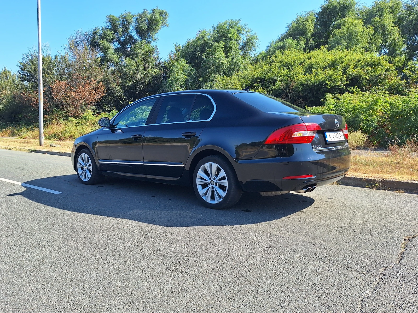 Skoda Superb 2.0 TDI  DSG facelift, снимка 6 - Автомобили и джипове - 54696033