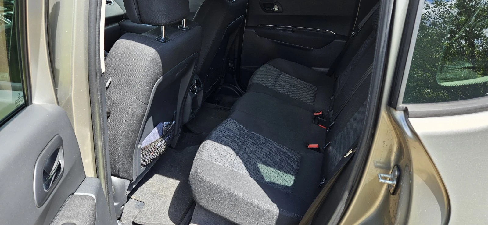 Peugeot 3008 1.6, снимка 11 - Автомобили и джипове - 54795274