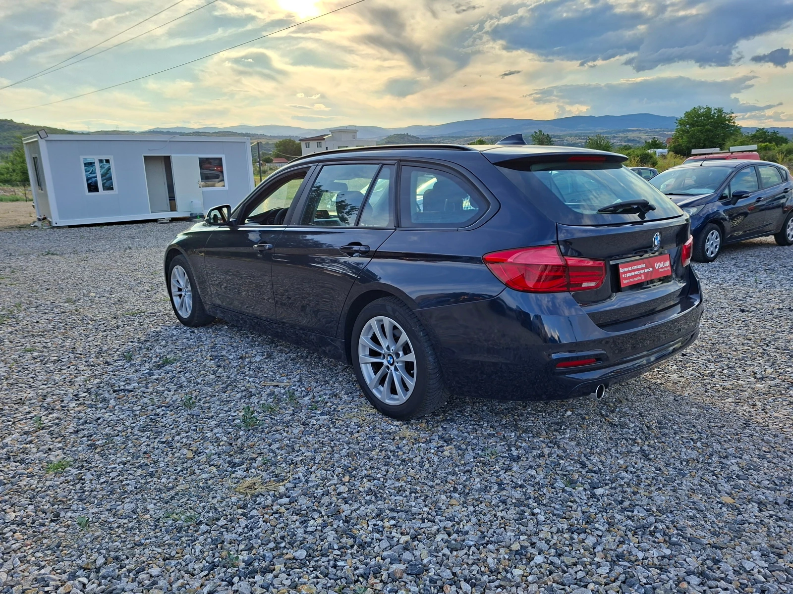 BMW 318 2.0D* FACE* AUTOMATIC* 36м. х 239EUR.* , снимка 3 - Автомобили и джипове - 54885197