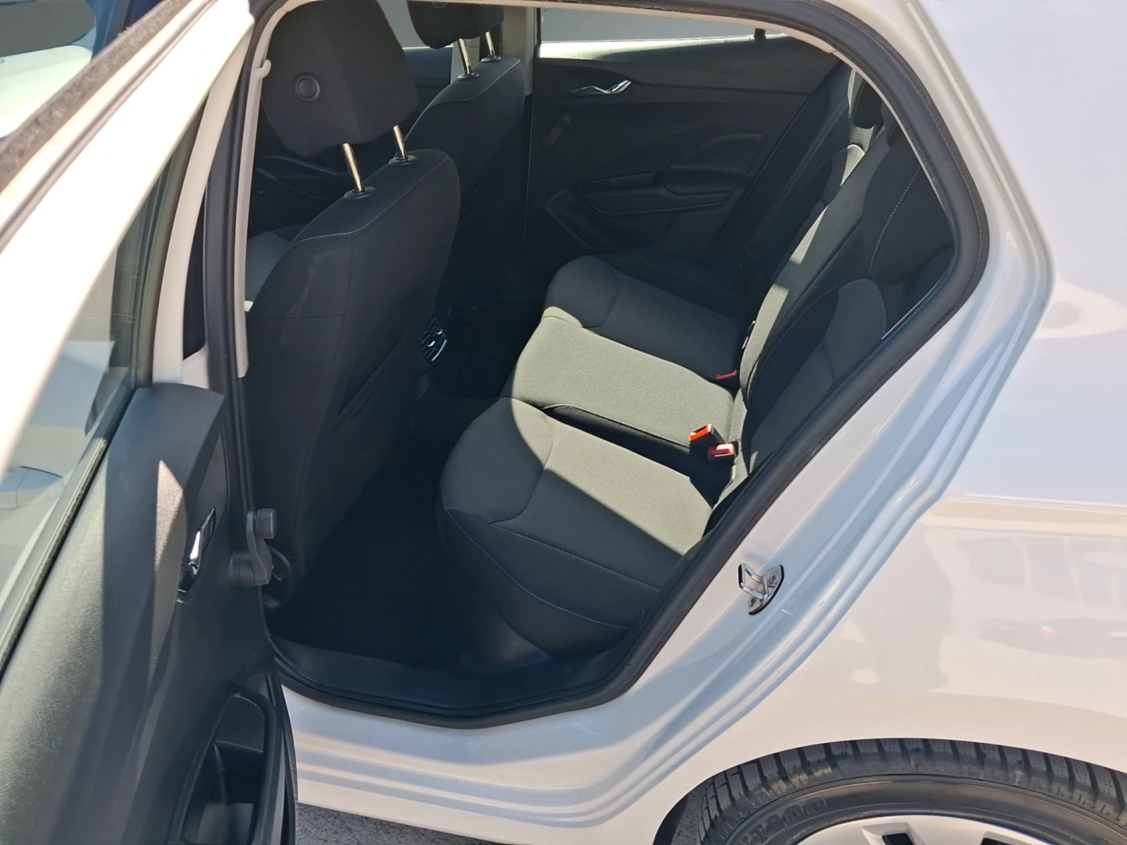 Skoda Fabia  Амбишън 1, 0 MPI, 65 к.с., 5M + LPG, снимка 12 - Автомобили и джипове - 55099172
