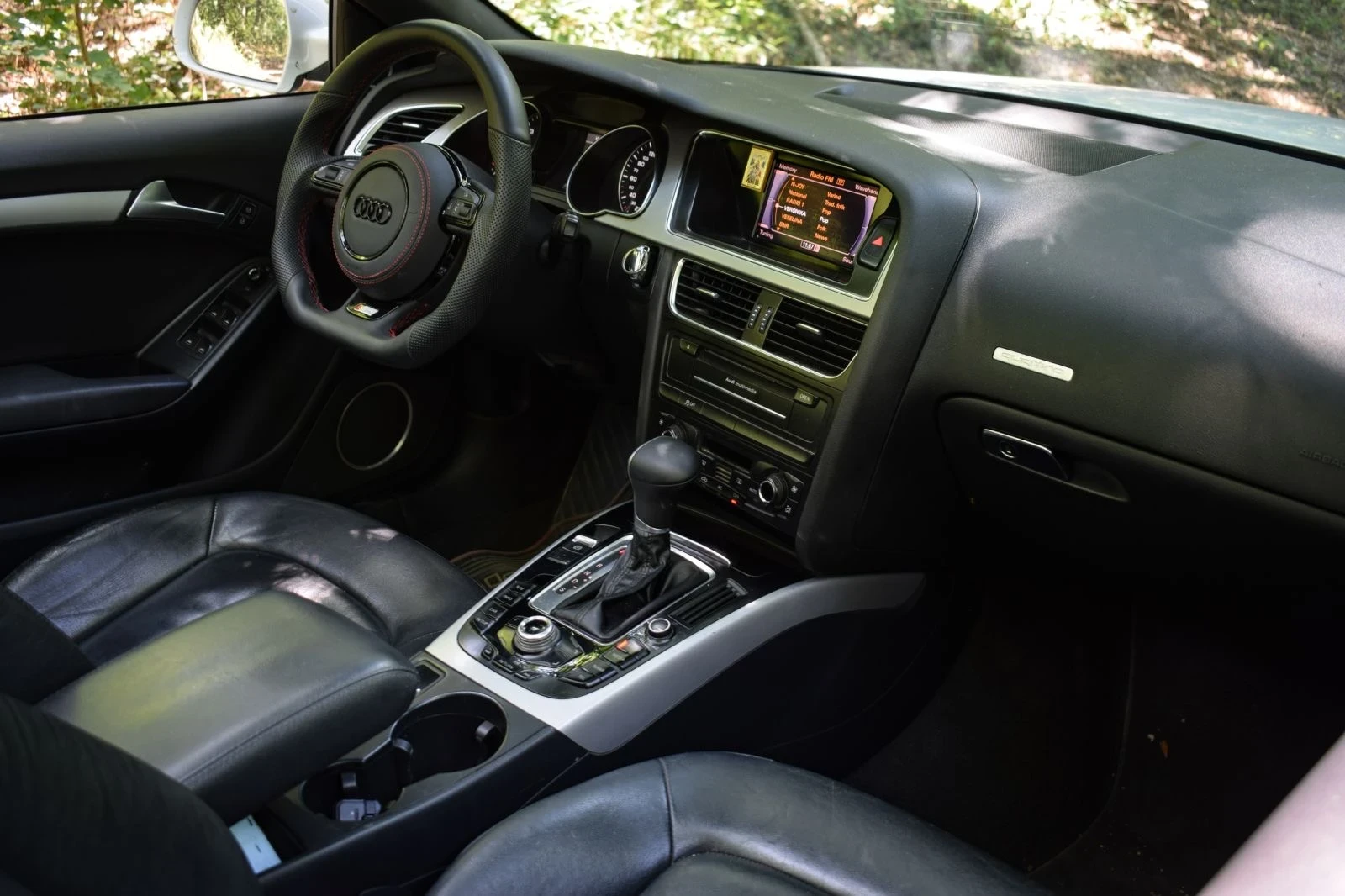 Audi A5 3.0 TDI Sline FACE AKRAPOVIC, снимка 10 - Автомобили и джипове - 55191870