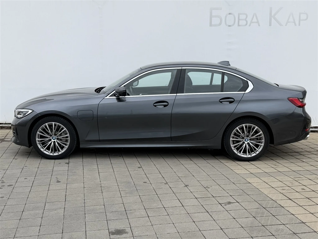 BMW 330, снимка 3 - Автомобили и джипове - 55232681