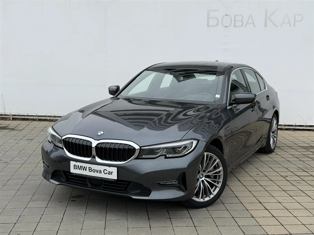 BMW 330
