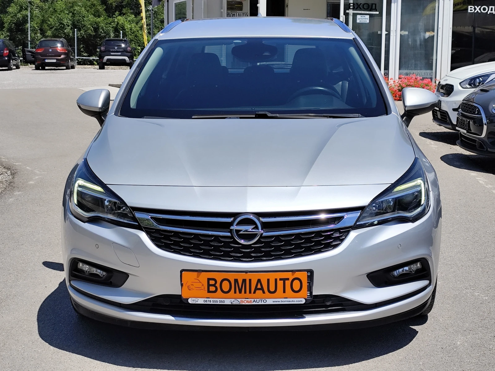 Opel Astra 1.6CDTi* SPORTS TOURER* LED* NAVI* EURO6B* , снимка 2 - Автомобили и джипове - 55297200