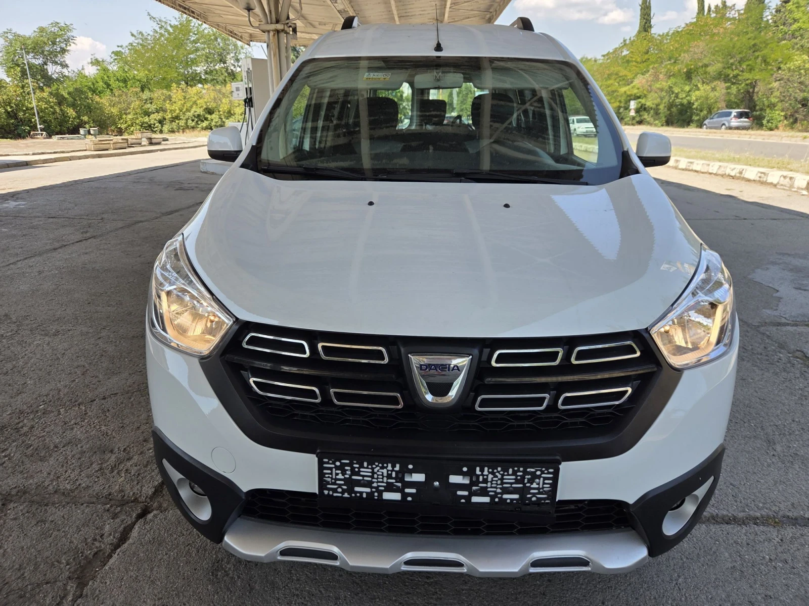 Dacia Dokker 1, 5 dci 75 hp STEPWAY, снимка 2 - Автомобили и джипове - 55601391