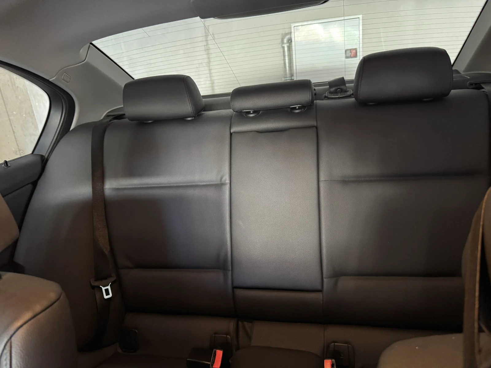 BMW 320, снимка 8 - Автомобили и джипове - 55682097