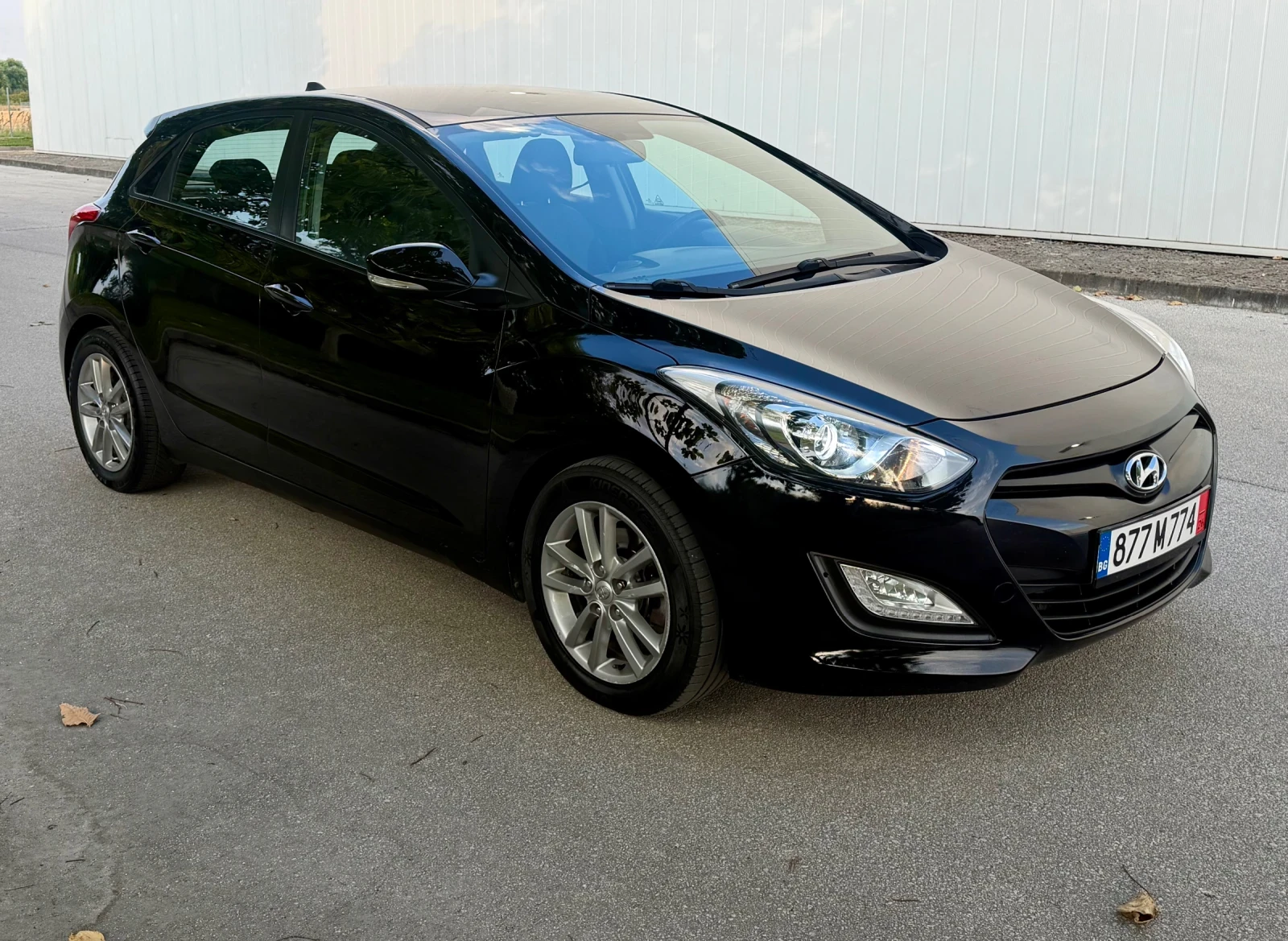 Hyundai I30 1.6 CRDI 110кс * НАВИГАЦИЯ* КАМЕРА* 6 скорости* , снимка 3 - Автомобили и джипове - 55826831
