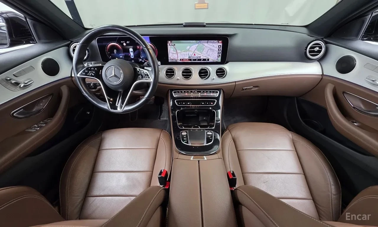 Mercedes-Benz E 250 AVANTGARDE| ПАМЕТ| ПАНОРАМА| АМБИЕНТ| 2 КЛЮЧА| , снимка 7 - Автомобили и джипове - 55922893
