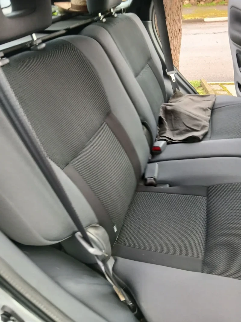 Toyota Rav4, снимка 2 - Автомобили и джипове - 52902783