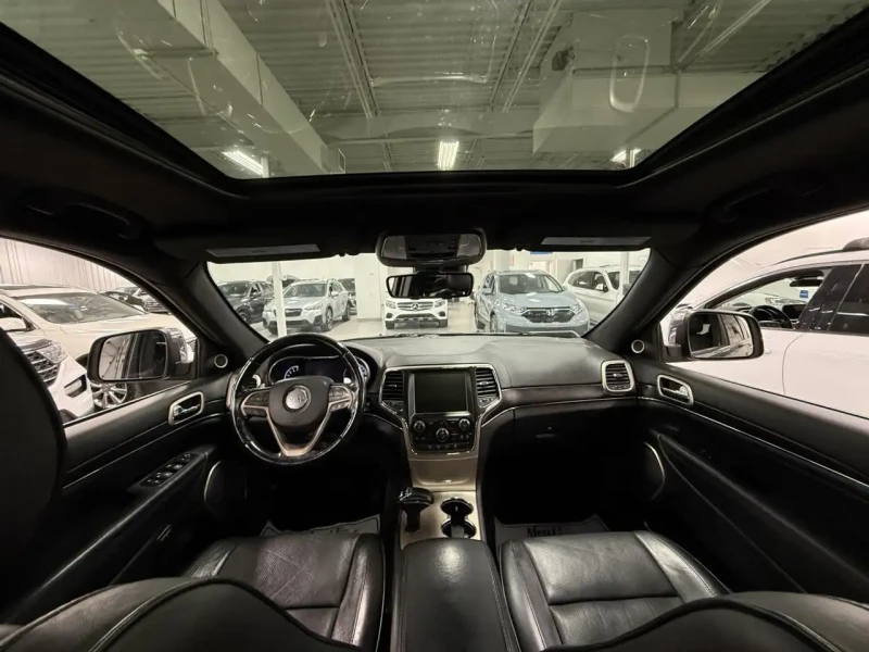 Jeep Grand cherokee SUMMIT* HARMAN* PANO* ОБДУХ* ВЪЗДУХ* BI-XENON* 8ZF, снимка 15 - Автомобили и джипове - 53058184