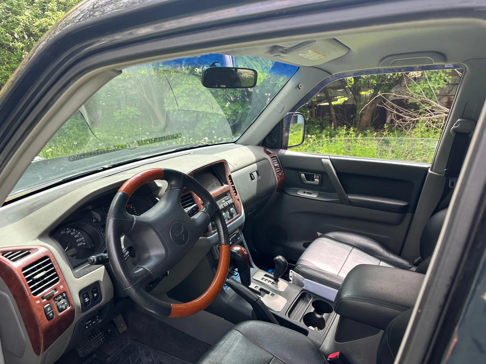 Mitsubishi Pajero 3.5 - изображение 7