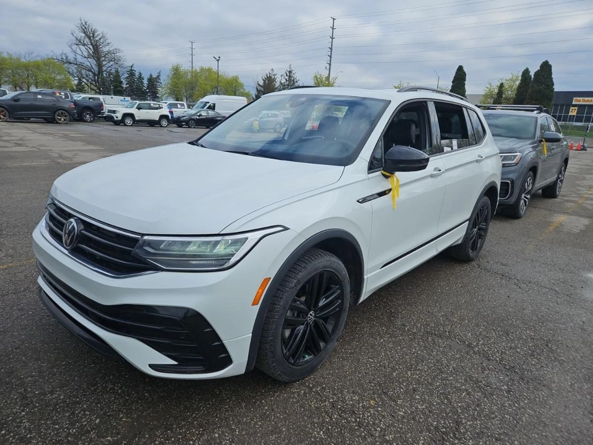 VW Tiguan Comfortline R-Line Black Edit. CARFAX АВТО КРЕДИТ  - изображение 3