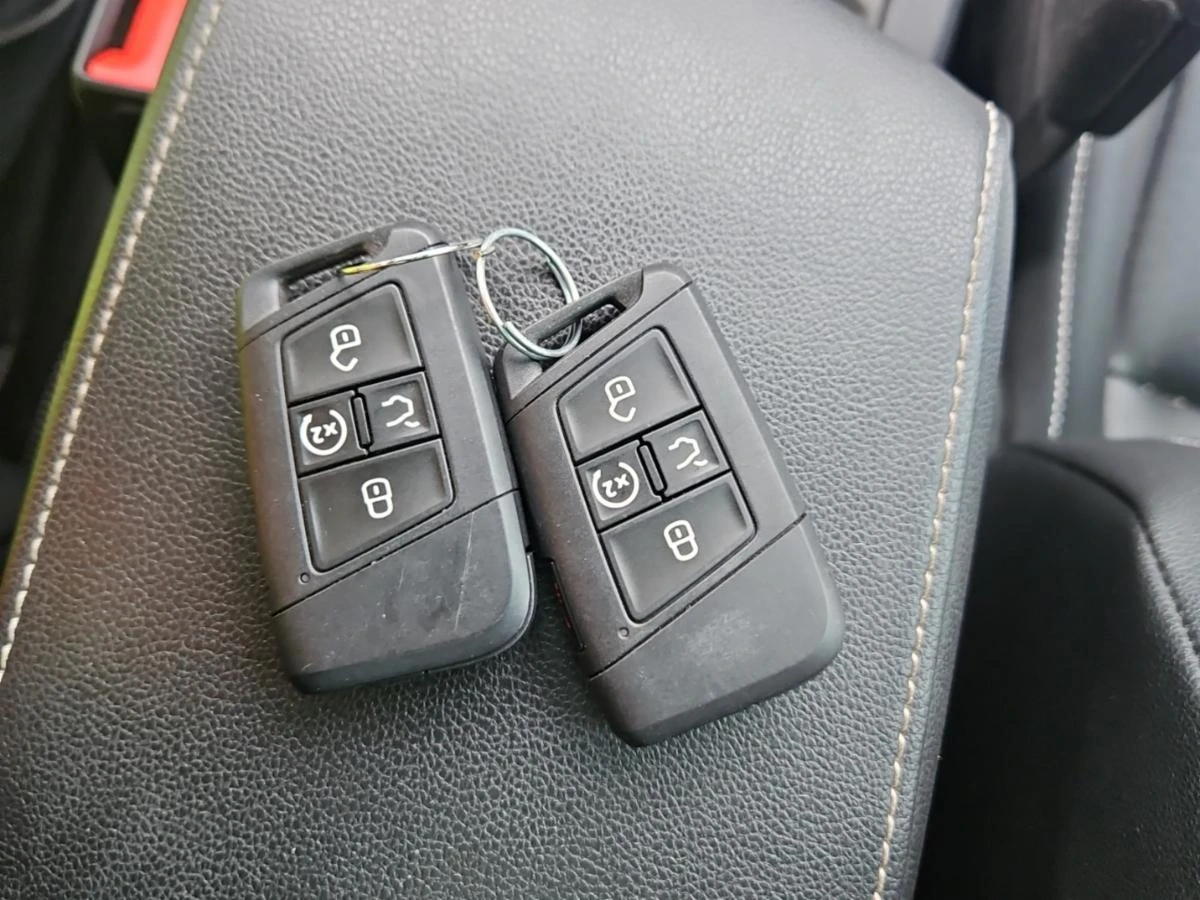 VW Tiguan Comfortline R-Line Black Edit. CARFAX АВТО КРЕДИТ  - изображение 9