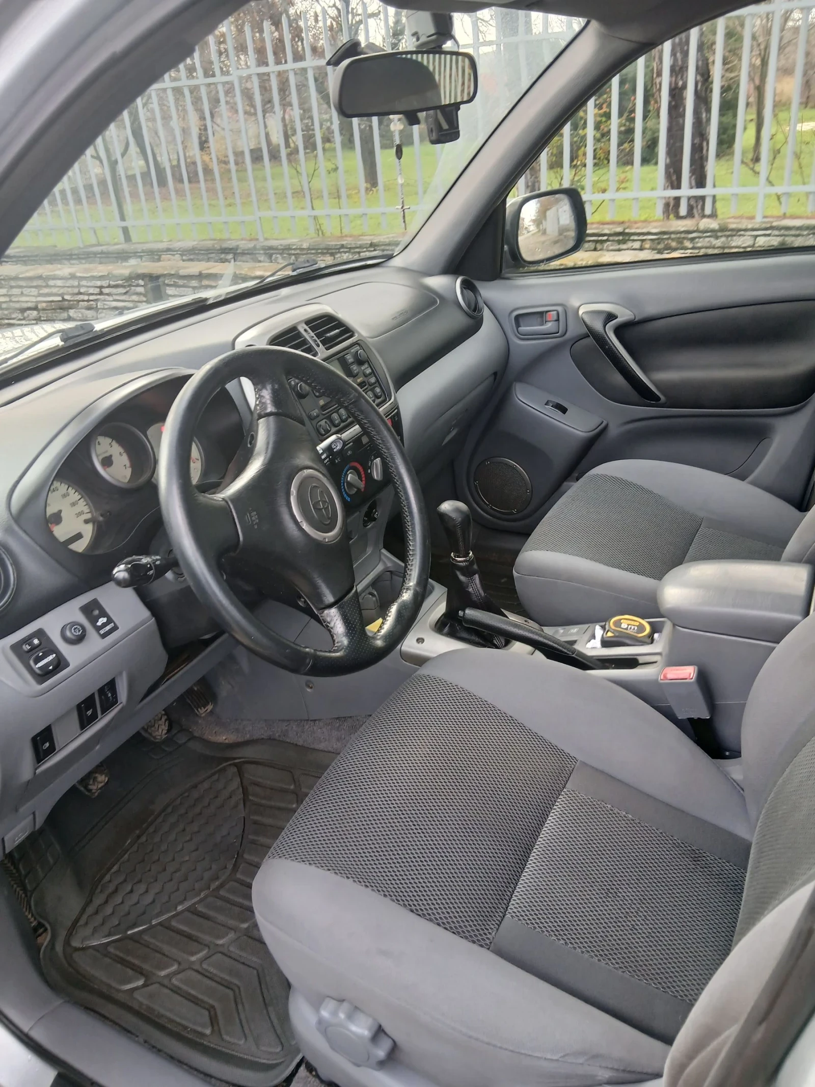 Toyota Rav4  - изображение 6