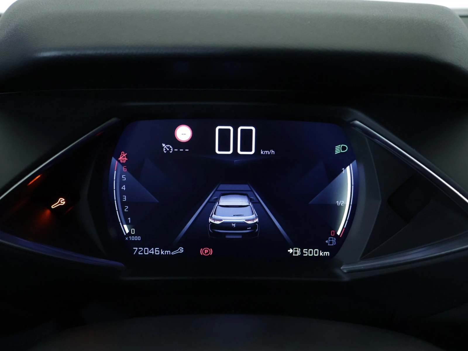 DS DS 3 Crossback 1.2i Bastille, снимка 9 - Автомобили и джипове - 54191989