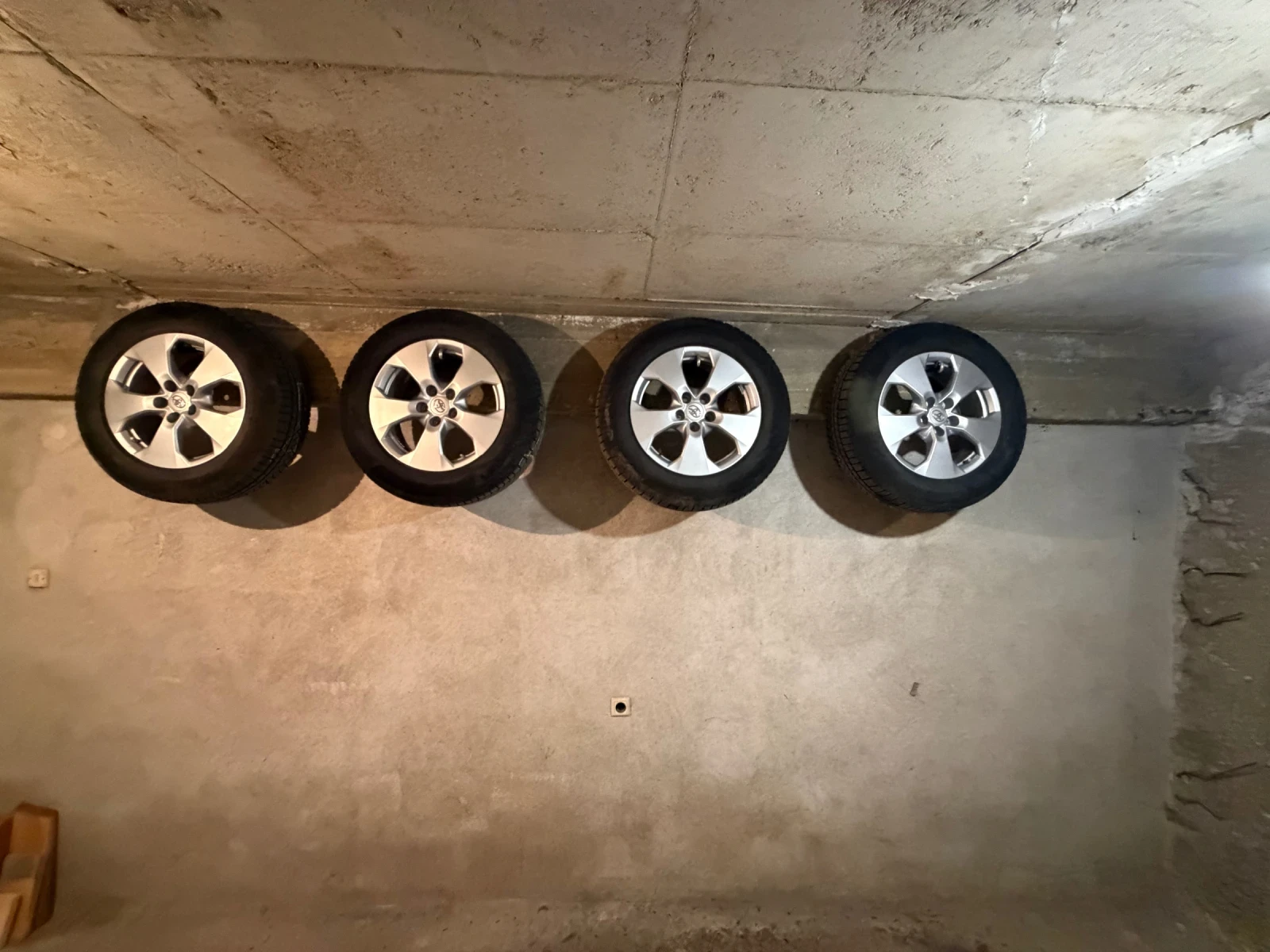 Toyota Rav4 Hybrid  | Mobile.bg � ����������� 15