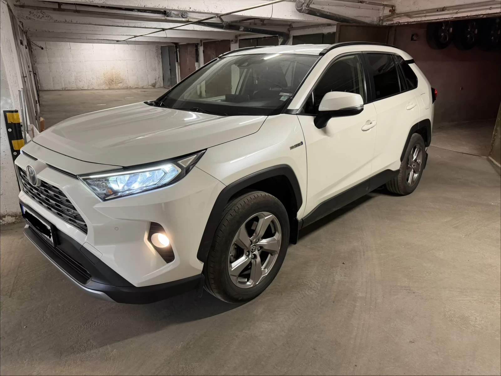 Toyota Rav4 Hybrid  | Mobile.bg � ����������� 2