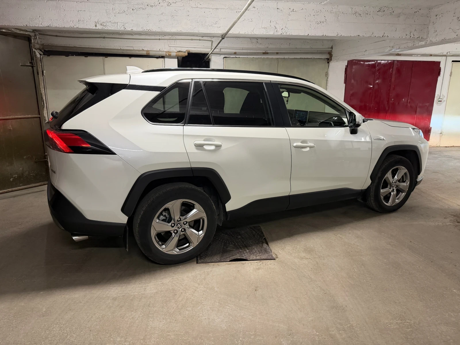 Toyota Rav4 Hybrid  | Mobile.bg � ����������� 5