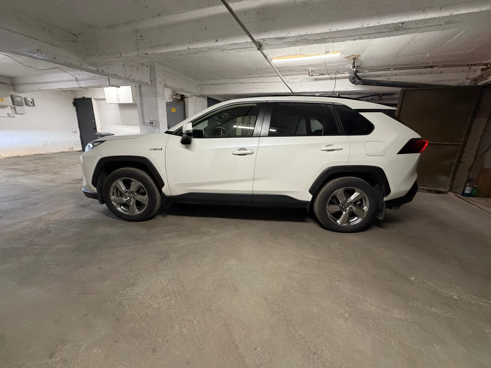 Toyota Rav4 Hybrid  | Mobile.bg � ����������� 1
