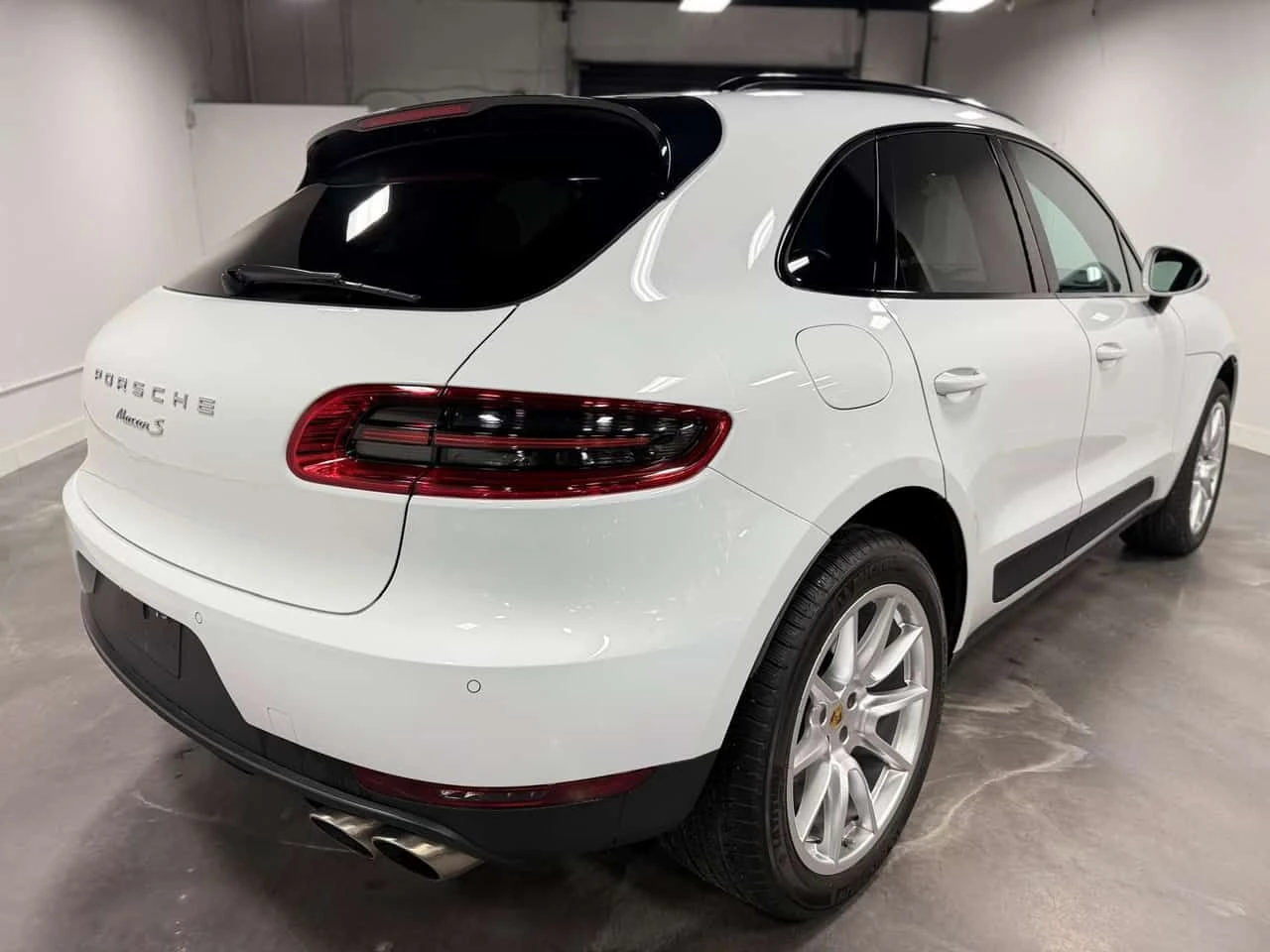 Porsche Macan  * S * CARFAX * 2 КЛЮЧА * ПОДГРЕВИ * ОБДУХВАНЕ, снимка 3 - Автомобили и джипове - 55326815