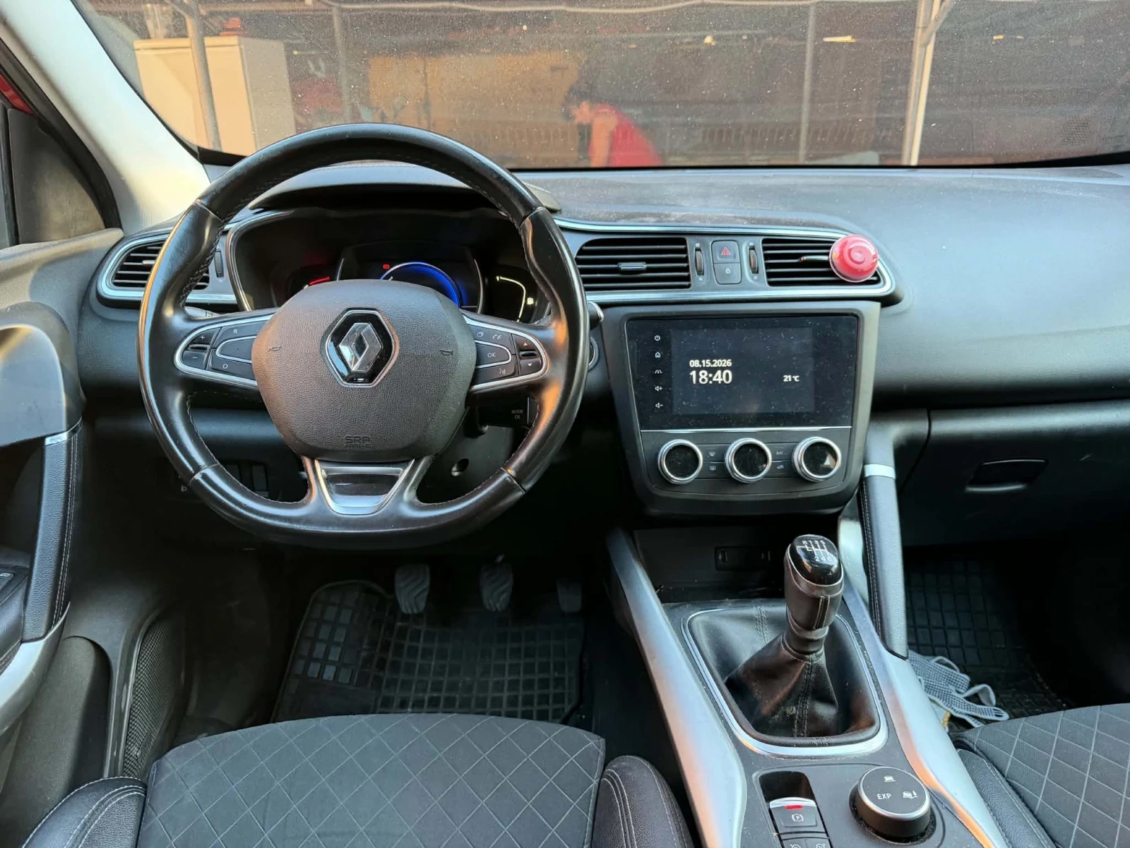 Renault Kadjar, снимка 8 - Автомобили и джипове - 55674119
