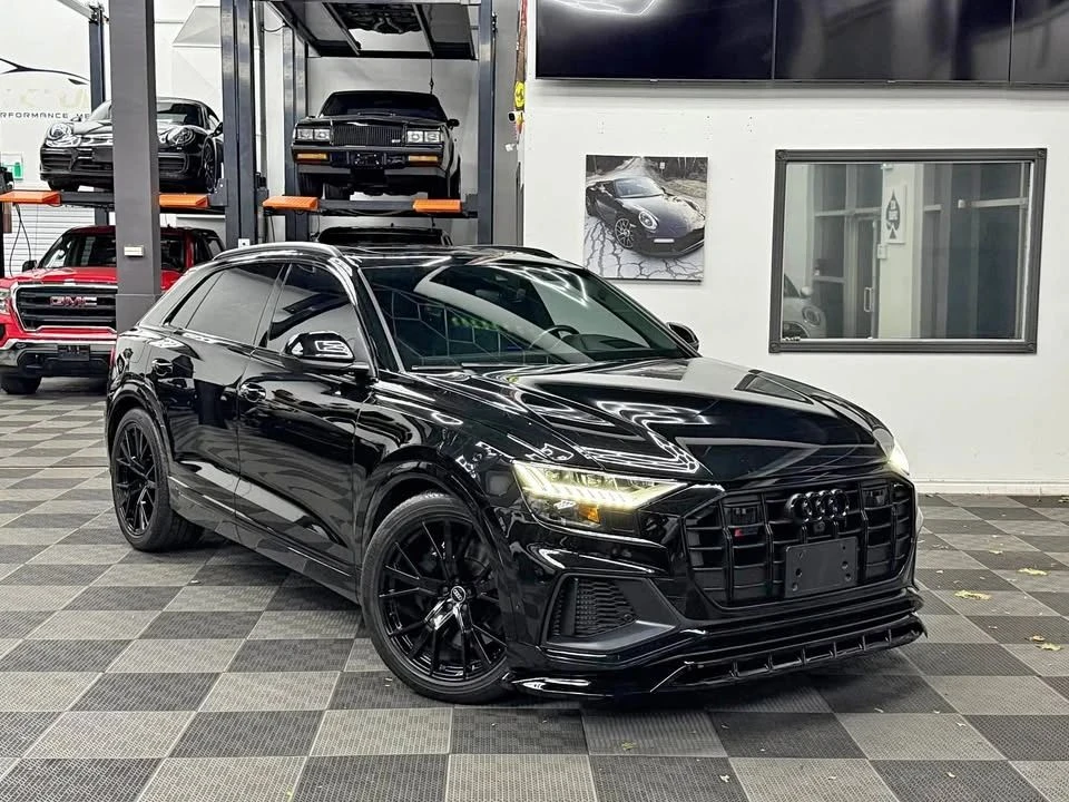 Audi SQ8