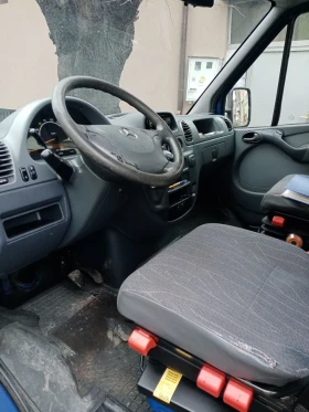 Mercedes-Benz Sprinter 216 5+ 1 реални км, клима, темпомат!, снимка 10