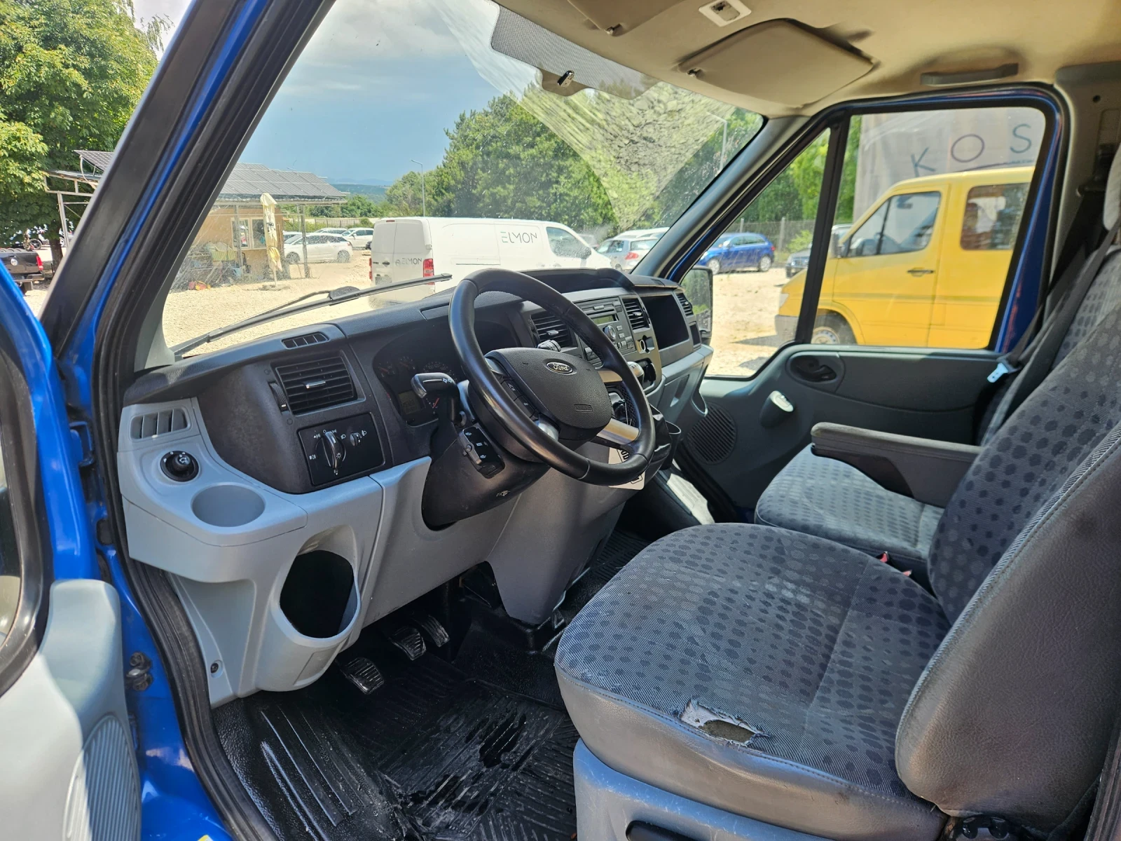 Ford Transit 2.4 клима дълг база, снимка 16 - Бусове и автобуси - 54888958
